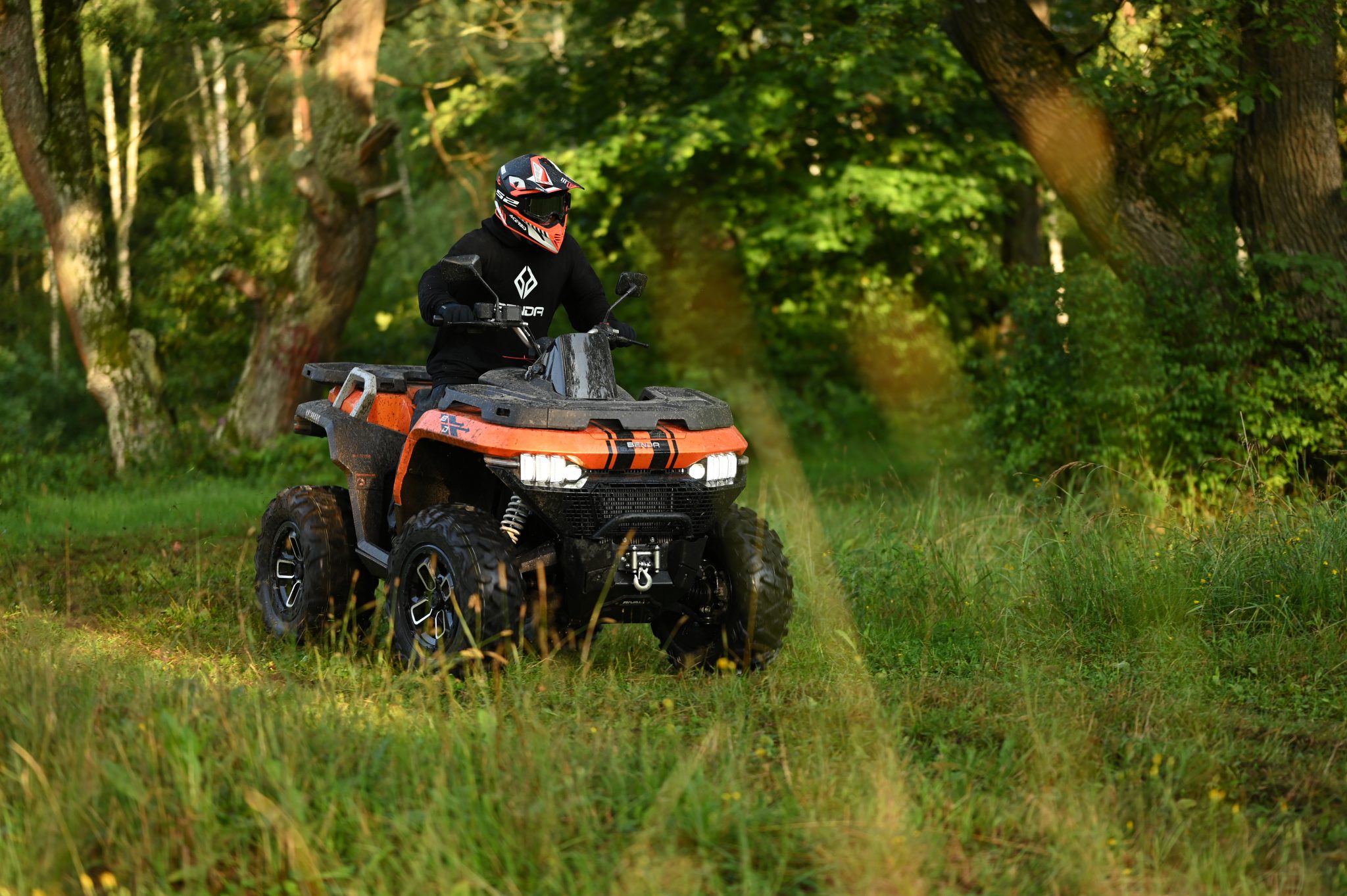 REDSTONE 550 EDITION PREMIUM + ABS CHASSIS COURT